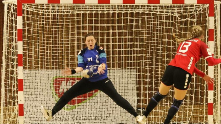„Zbytečné chyby,“ láteřila brankářka Müllnerová po domácí prohře. „Nic ale nevzdáváme,“ doplnila